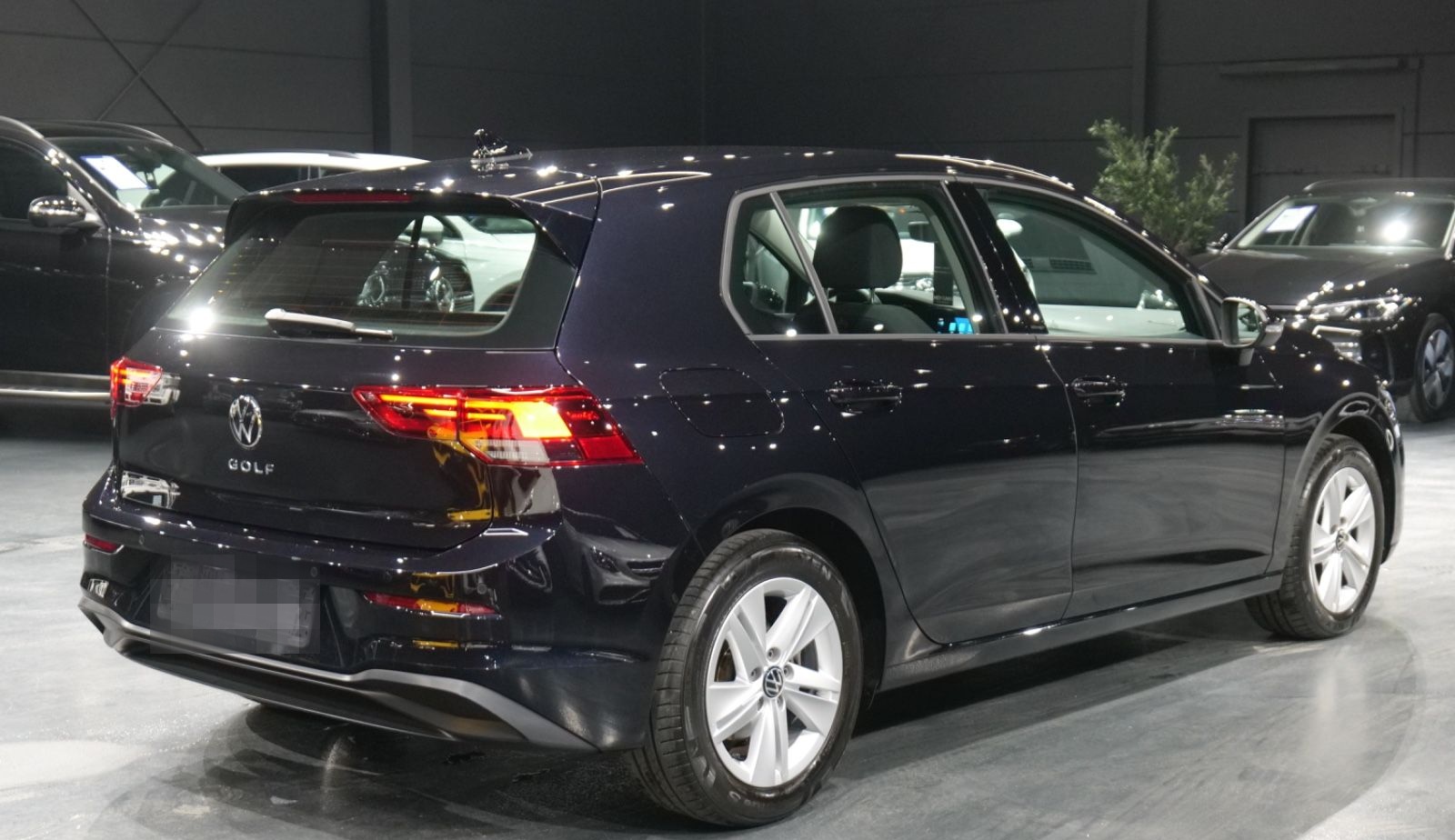 Volkswagen Golf VIII Lim. Life *LED*AHK*ACC*Lane-Assist* foto 8