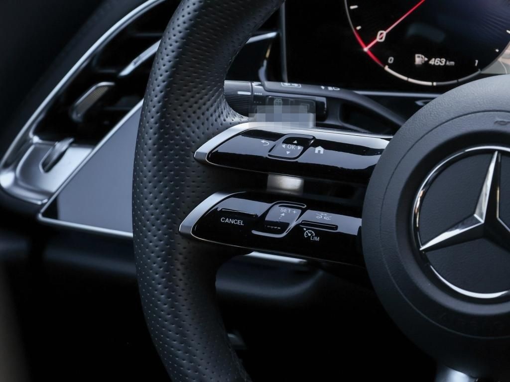 Mercedes-Benz E 300 de T AMG-Sport/Pano/Super/AHK/360/Distr/19 foto 11