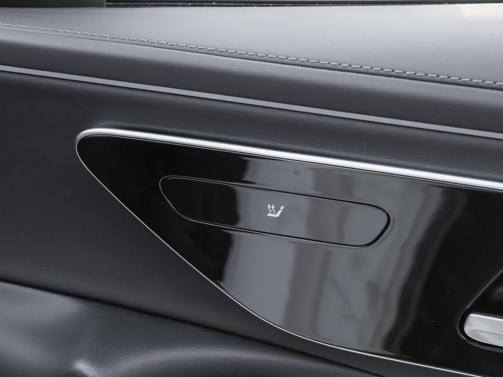 Mercedes-Benz E 300 de T AMG-Sport/Pano/Super/AHK/360/Distr/19 foto 8
