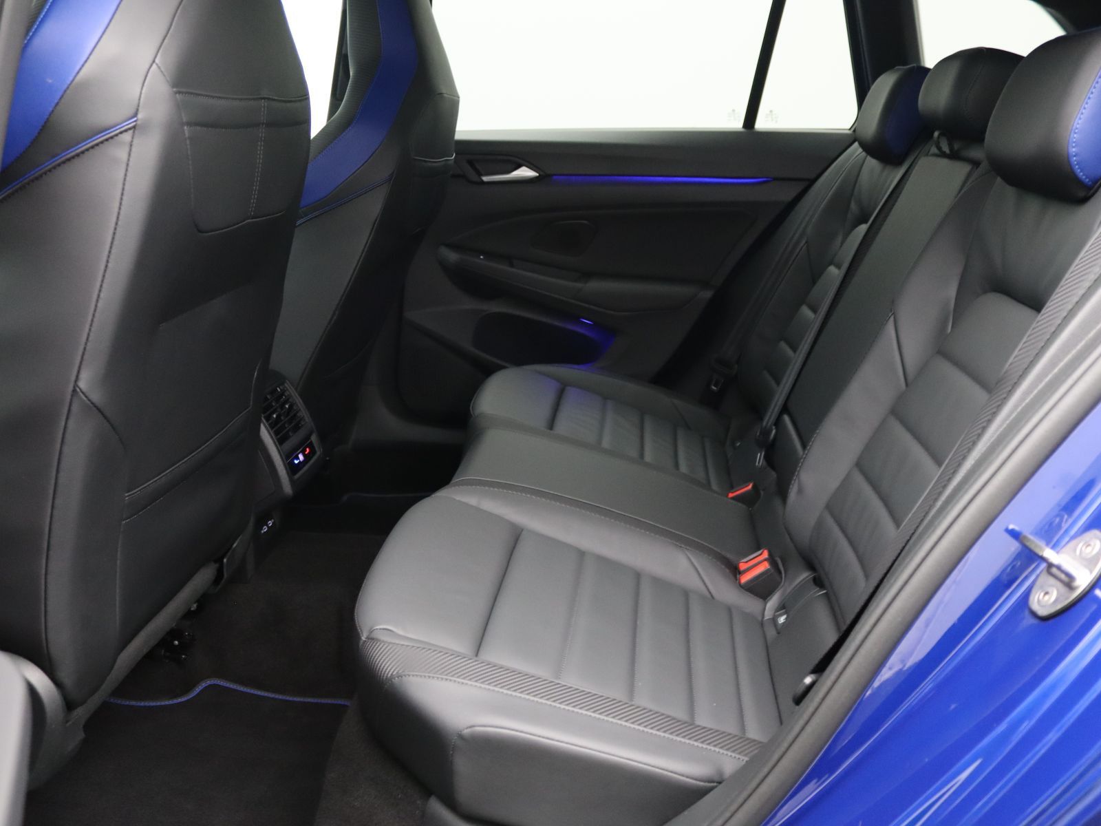 Volkswagen Golf Variant R 2.0 TSI 4M DSG / IQ.Drive, Matrix foto 12