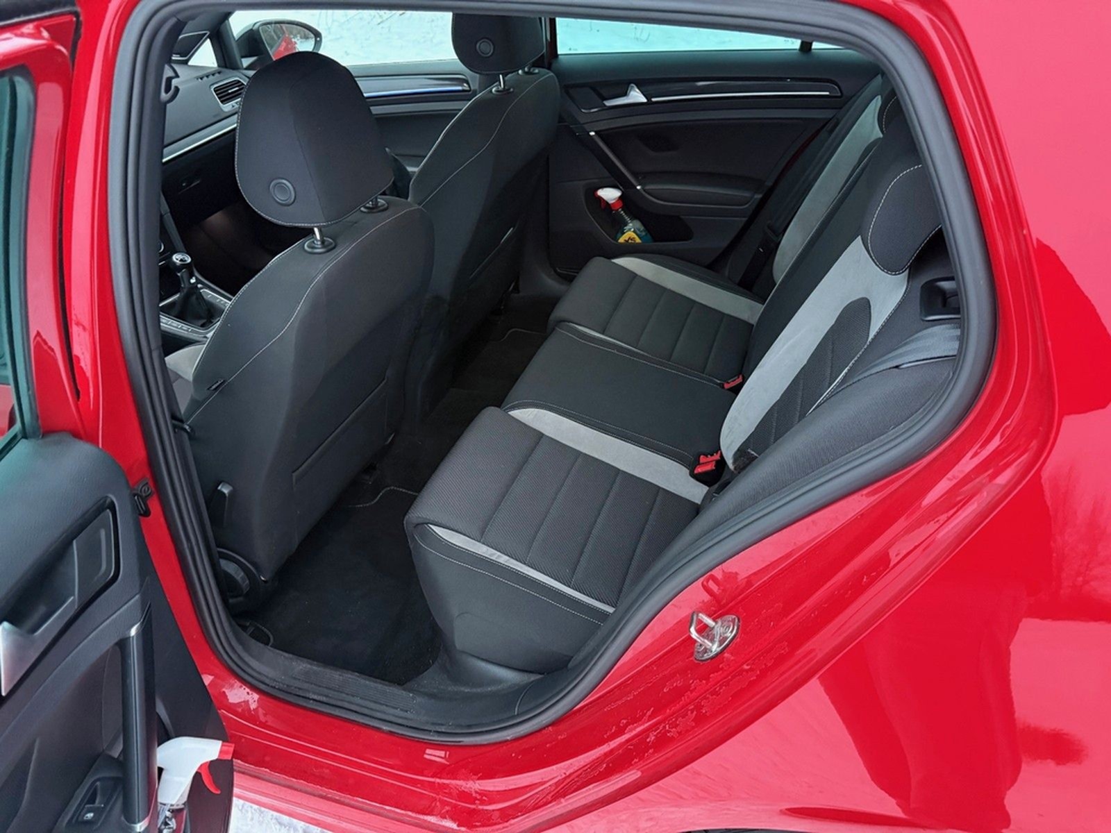 Volkswagen Golf 7R  2.0 TSI 4MOTION Pressefahrzeug foto 12
