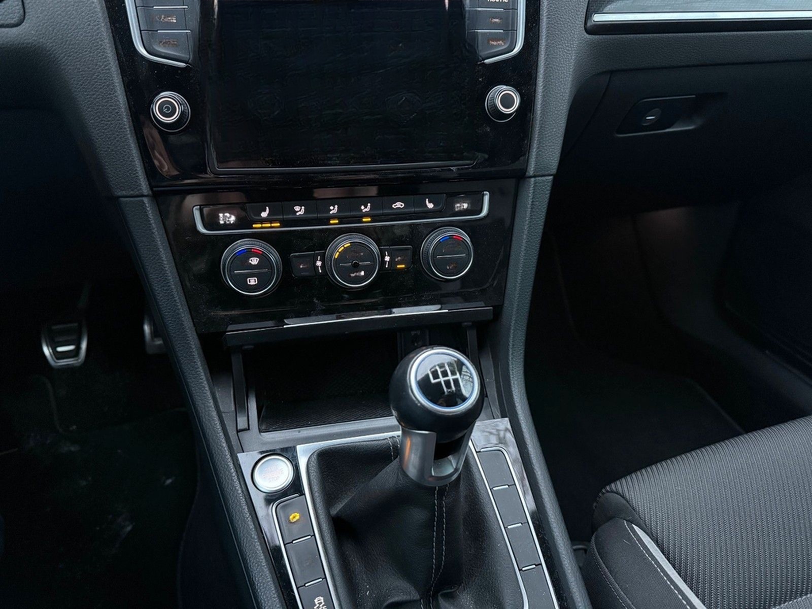 Volkswagen Golf 7R  2.0 TSI 4MOTION Pressefahrzeug foto 10