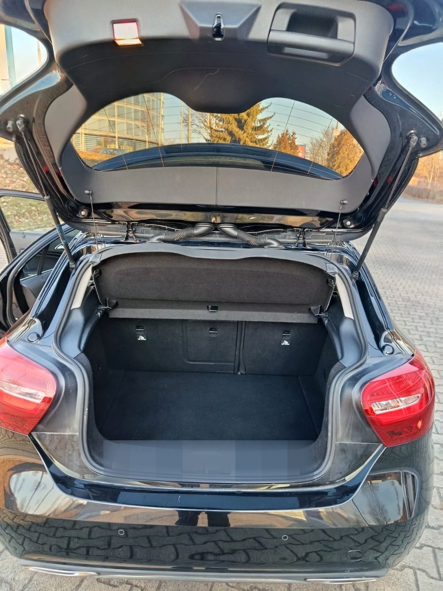 Mercedes-Benz A 220 4Matic-Urban foto 14