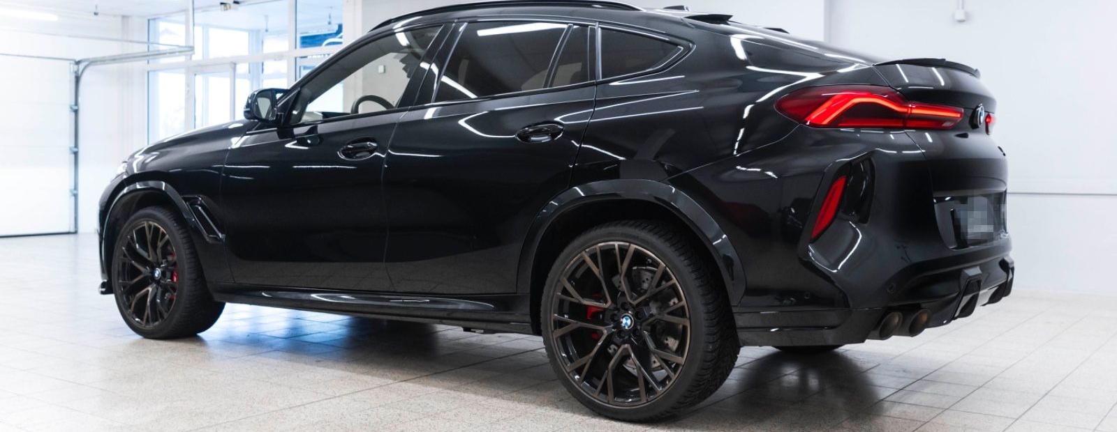 BMW X6 M Competition B&W SKY LOUNGE 360° M+S foto 11