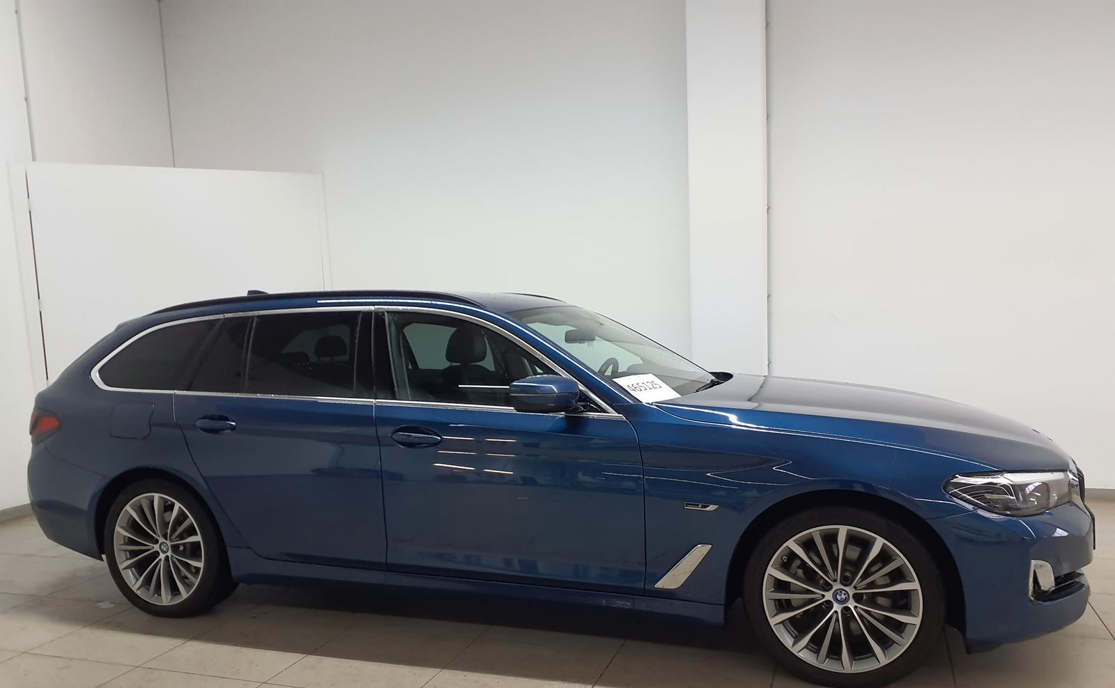 BMW 530e Touring Aut. Luxury Line Leder HuD foto 2