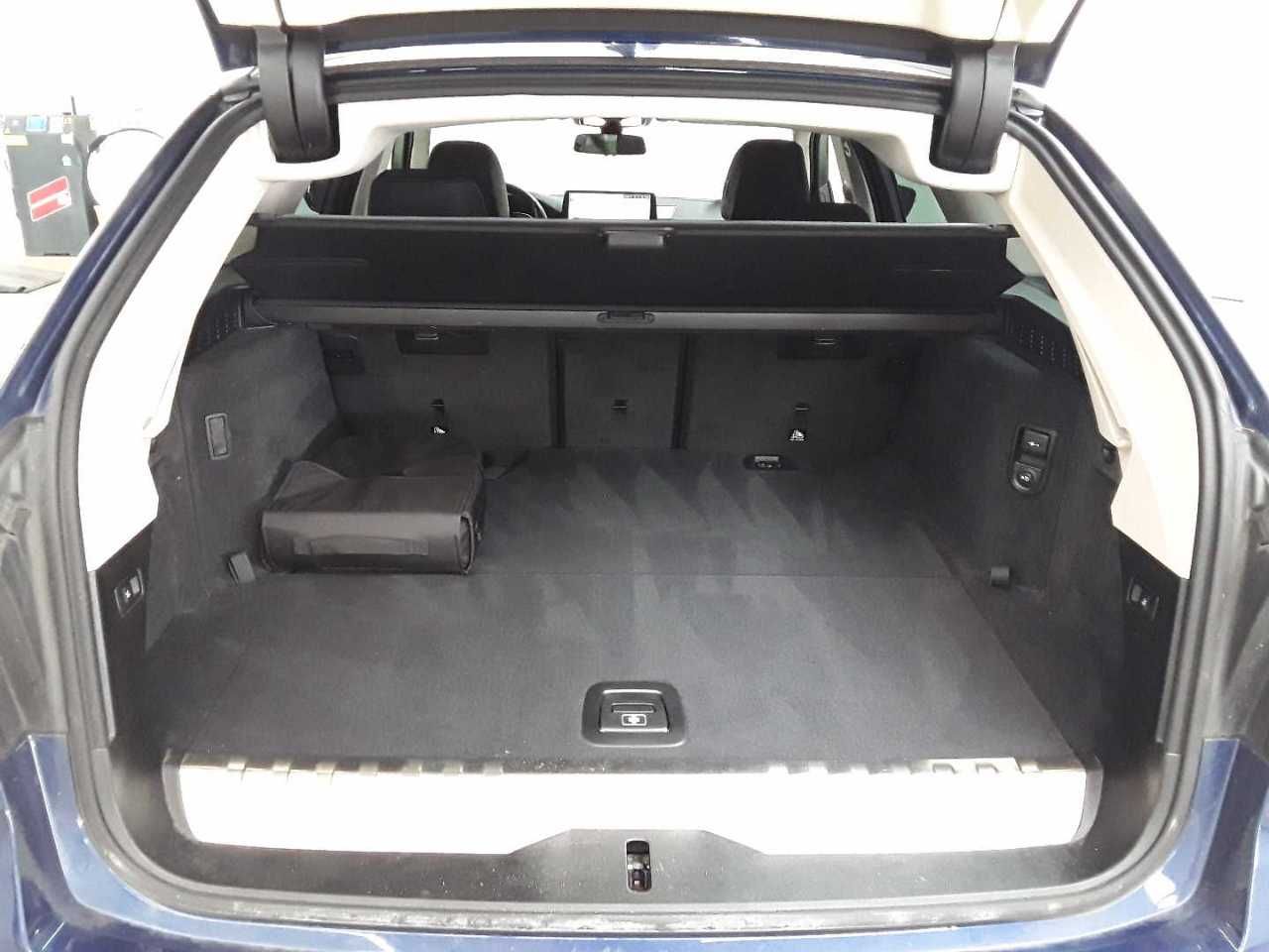 BMW 530e Touring Aut. Luxury Line Leder HuD foto 9