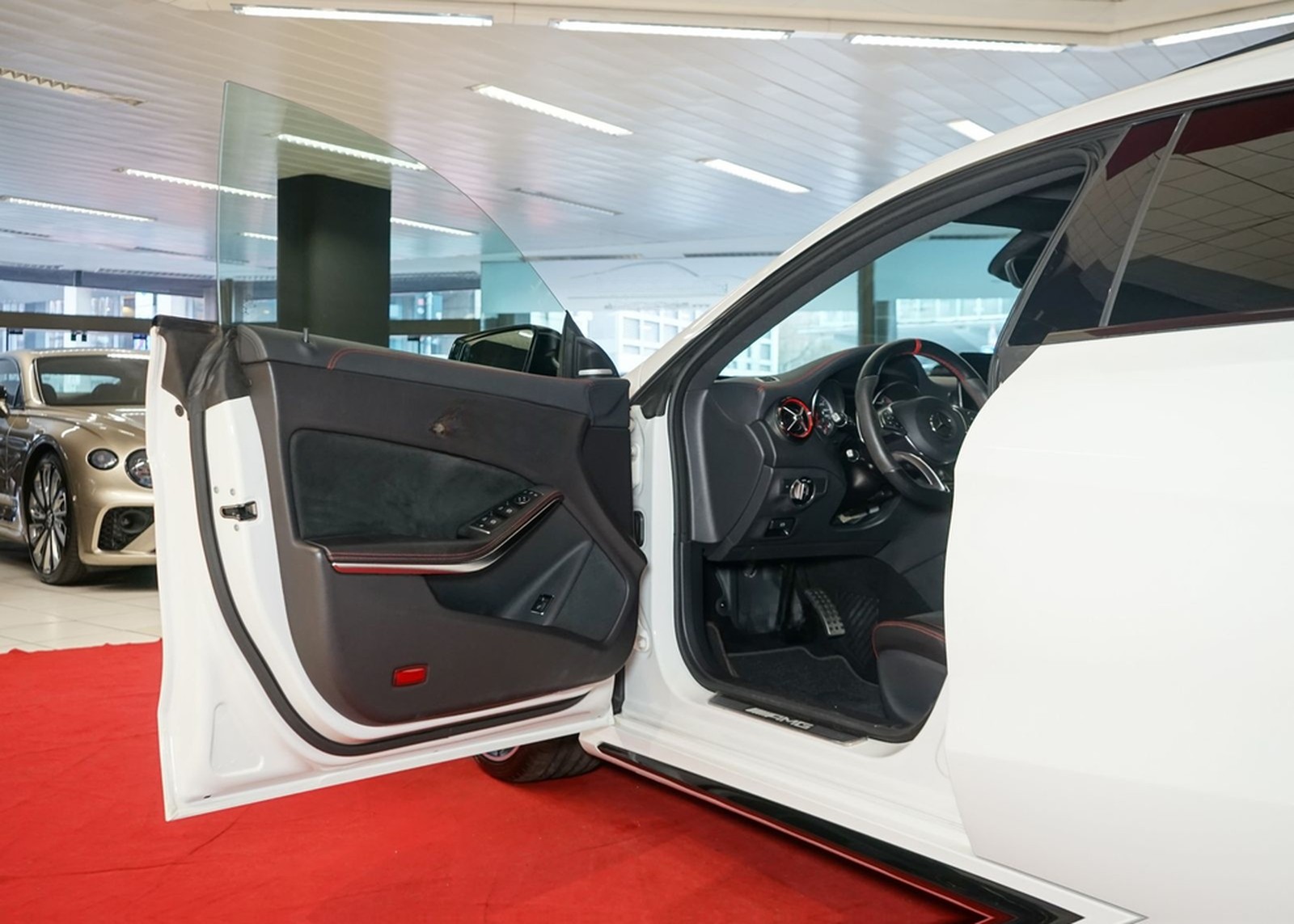 Mercedes-Benz CLA 45 AMG Shooting Brake Aero Night Paket MWST foto 17