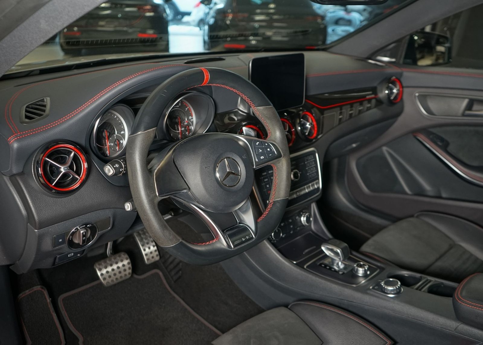 Mercedes-Benz CLA 45 AMG Shooting Brake Aero Night Paket MWST foto 24
