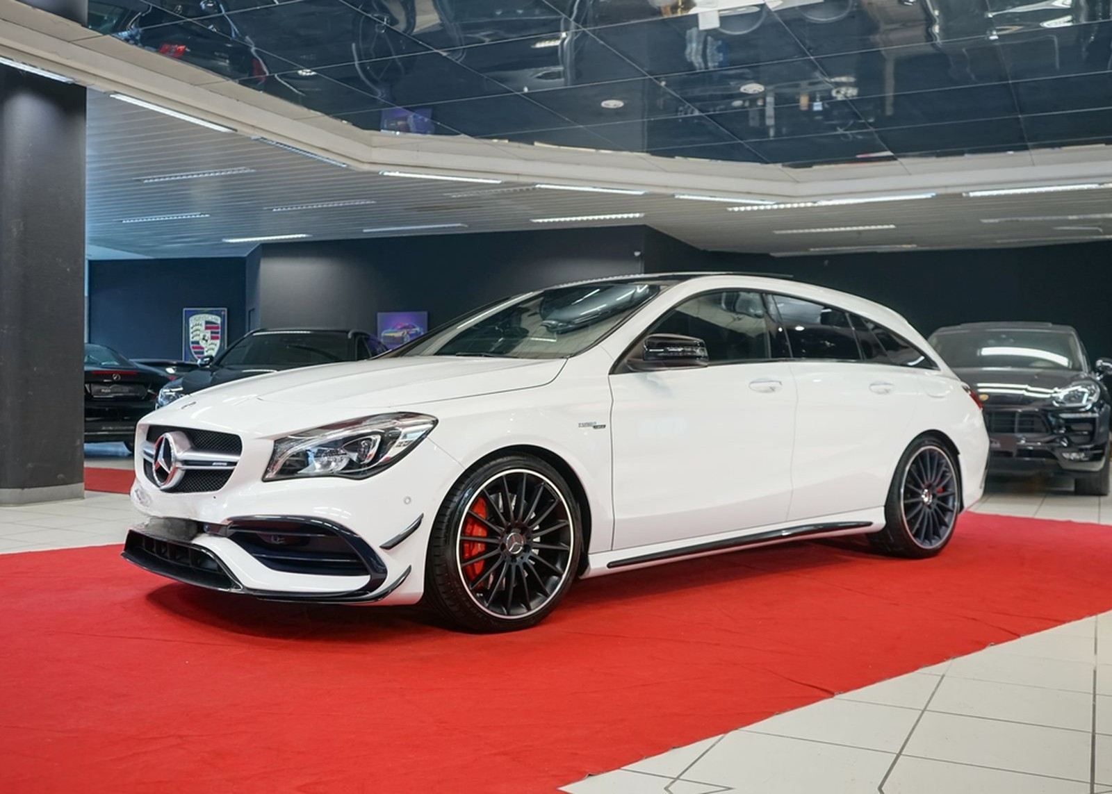 Mercedes-Benz CLA 45 AMG Shooting Brake Aero Night Paket MWST foto 4