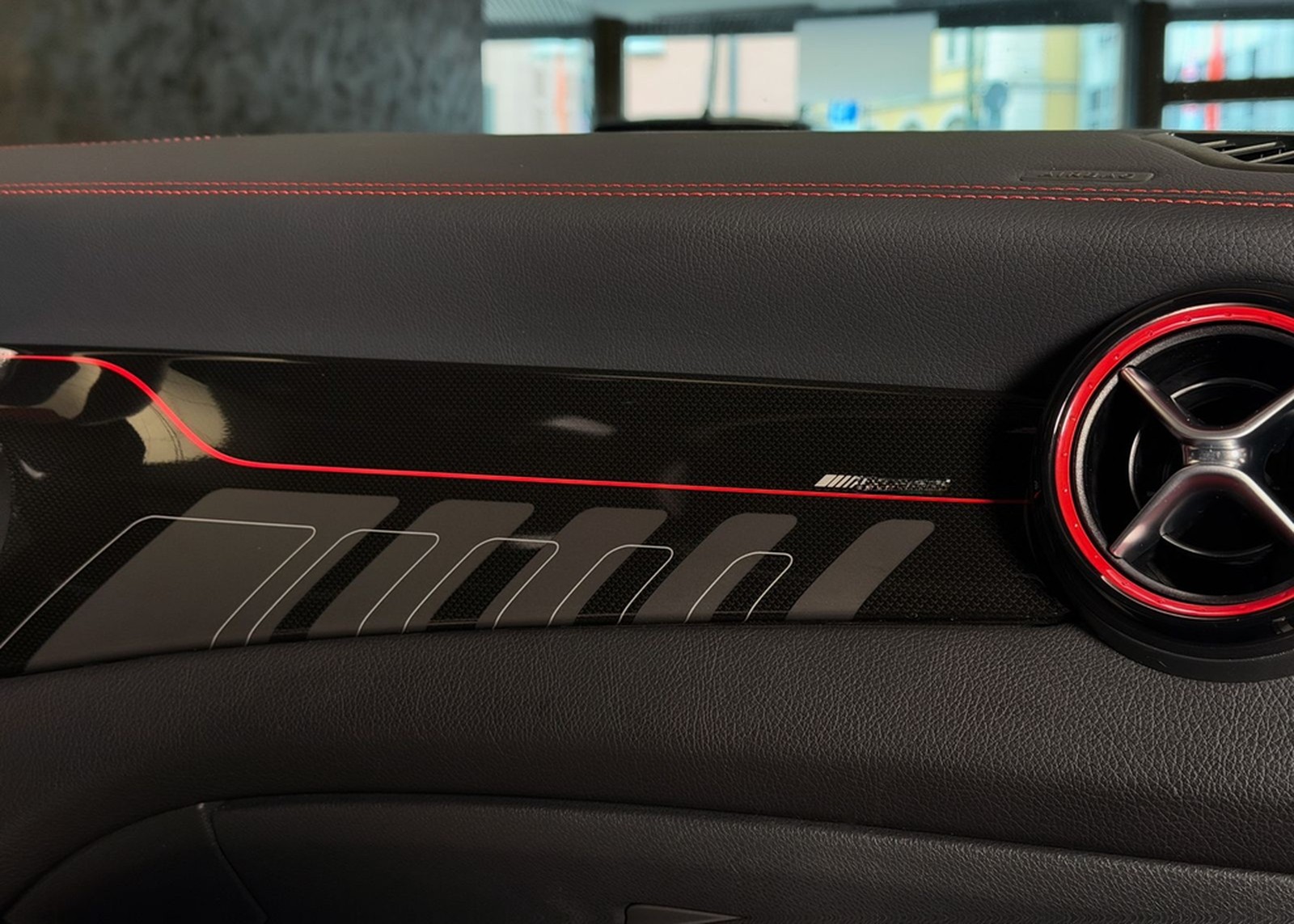 Mercedes-Benz CLA 45 AMG Shooting Brake Aero Night Paket MWST foto 34
