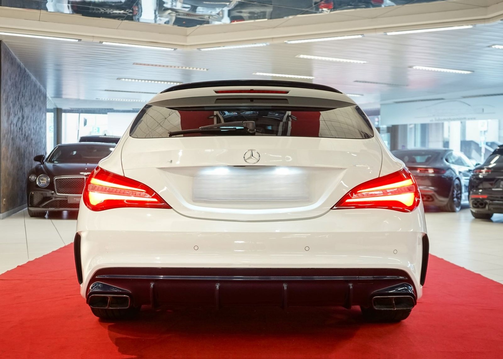 Mercedes-Benz CLA 45 AMG Shooting Brake Aero Night Paket MWST foto 9