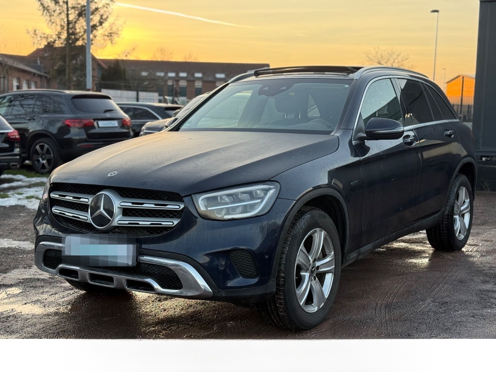 Mercedes-Benz GLC 300e 4Matic|PANO|VIRTUAL|MASSAGE|MEM|LED|ACC