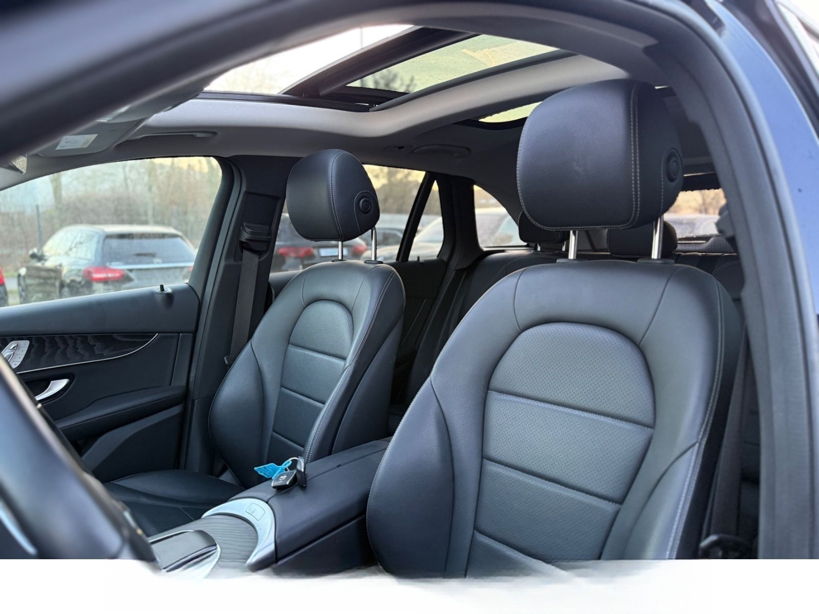 Mercedes-Benz GLC 300e 4Matic|PANO|VIRTUAL|MASSAGE|MEM|LED|ACC foto 13