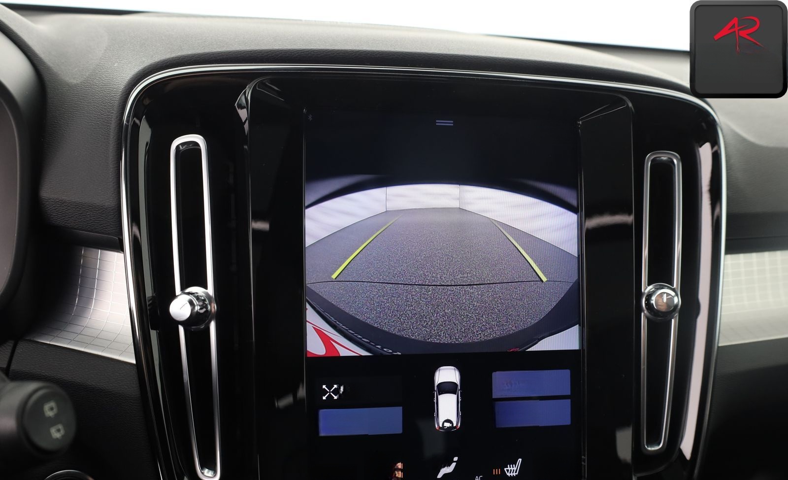 Volvo XC 40 D4 AWD PANO,FOUR-C,HARMAN/K,ACC,KAMERA, foto 19