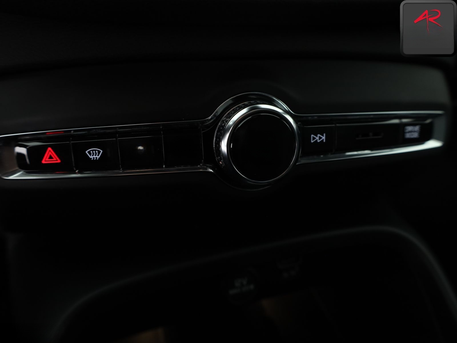 Volvo XC 40 D4 AWD PANO,FOUR-C,HARMAN/K,ACC,KAMERA, foto 23