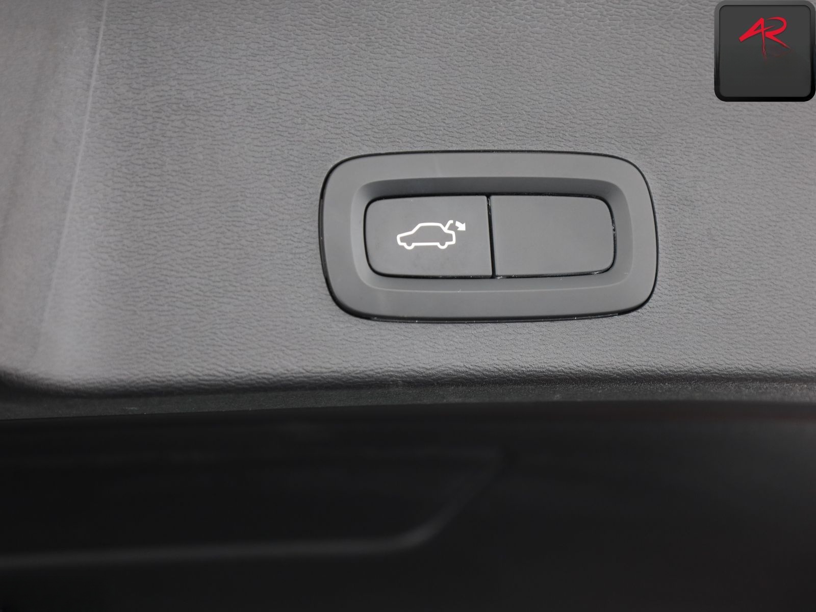 Volvo XC 40 D4 AWD PANO,FOUR-C,HARMAN/K,ACC,KAMERA, foto 25