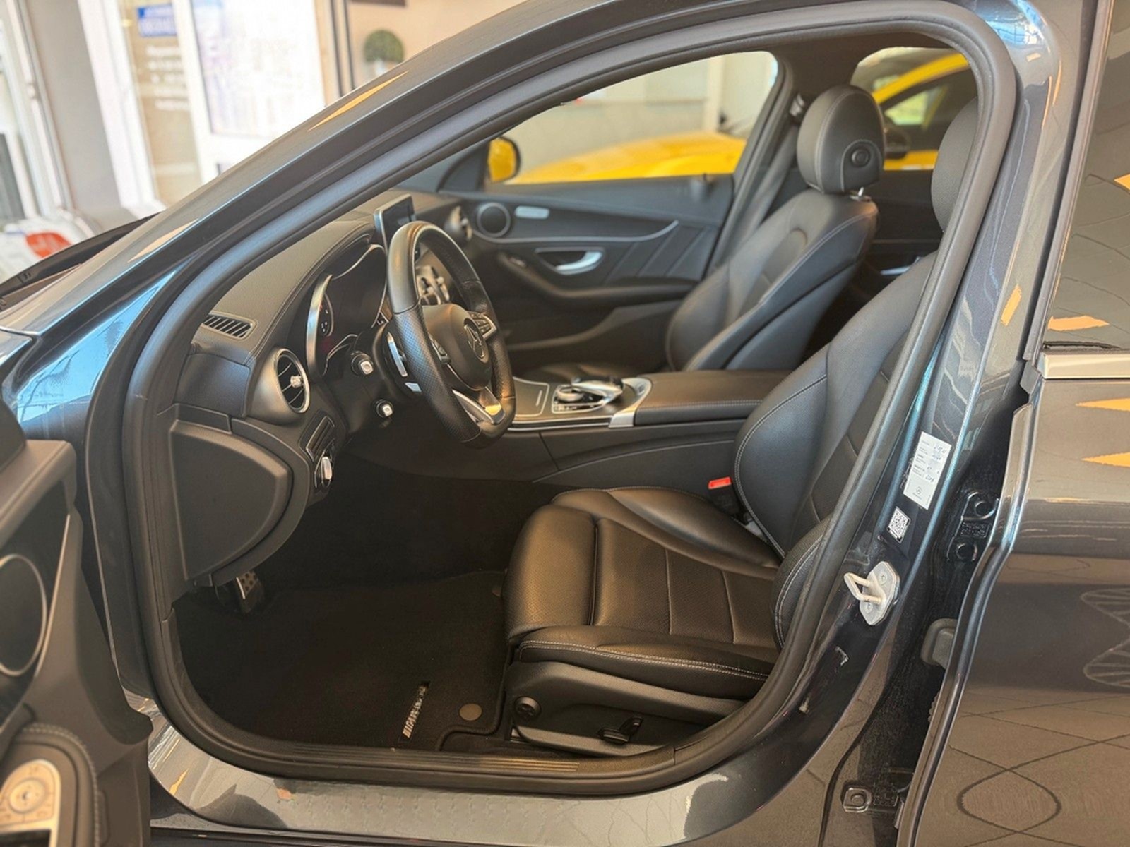 Mercedes-Benz C 220d AMG 7G-Tr. LED SHZ PTS Rü-Ka Navi Klima foto 8