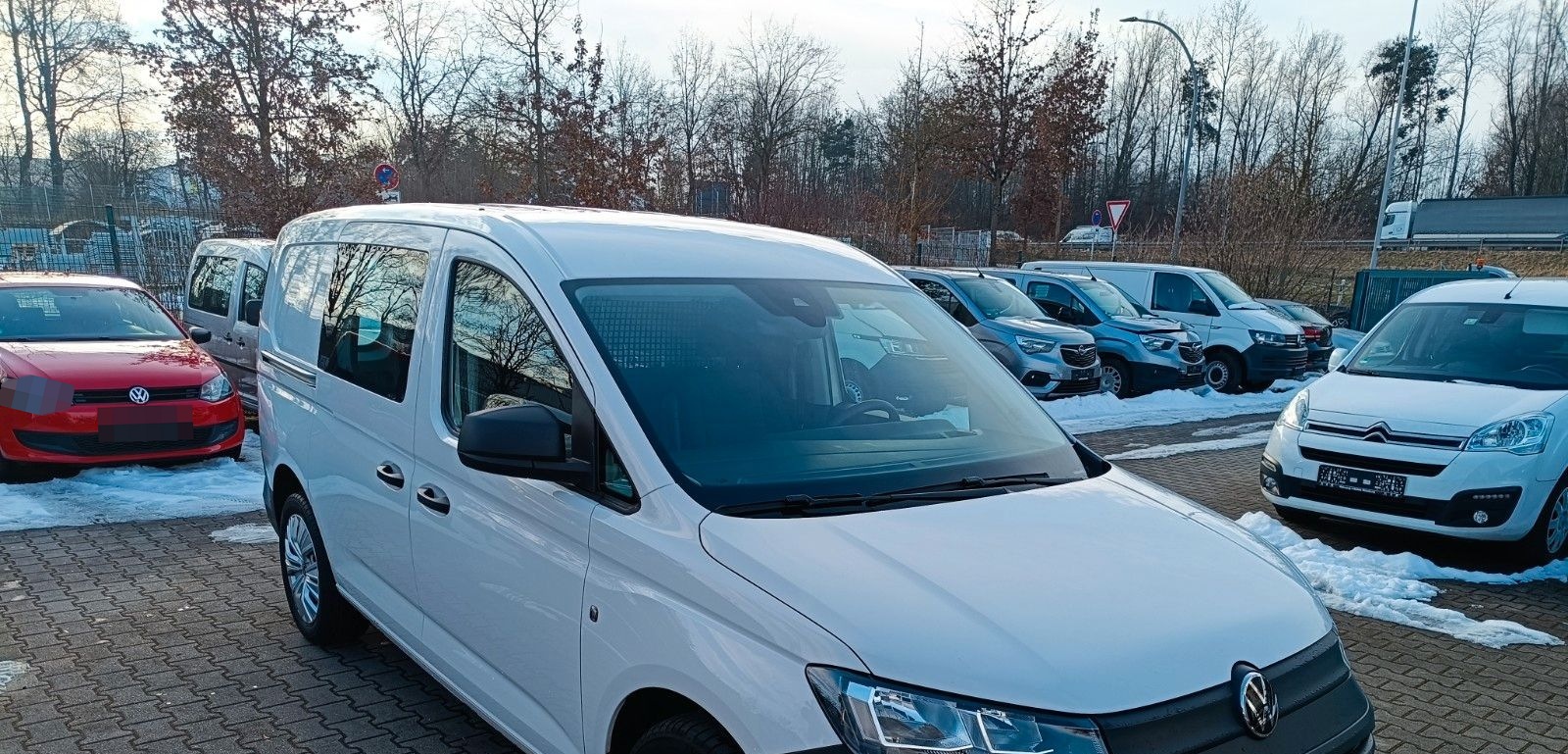 Volkswagen Caddy Maxi Cargo 2,0 TDI EcoProf foto 3