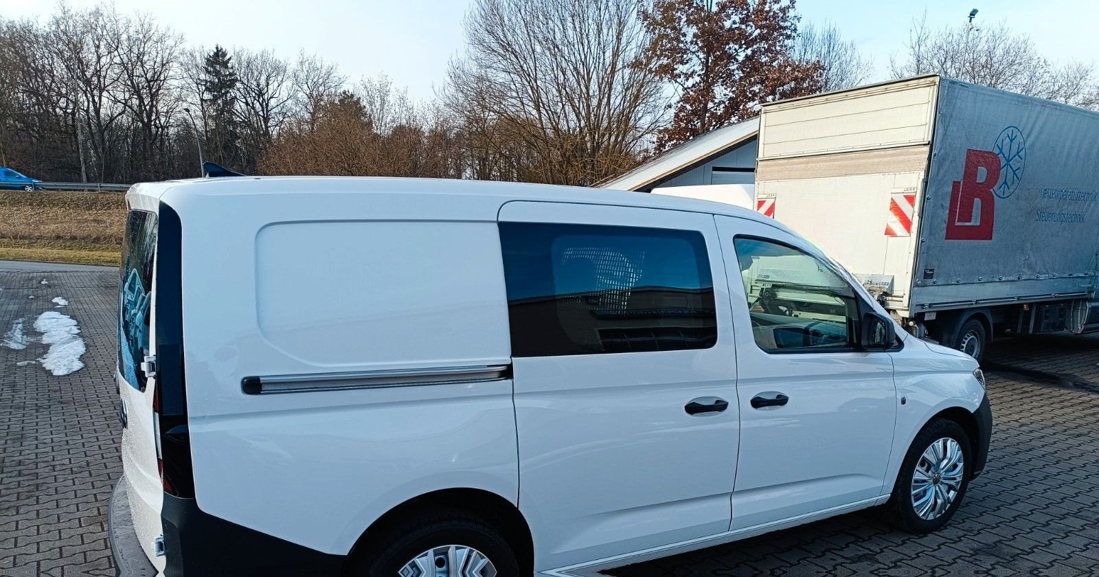 Volkswagen Caddy Maxi Cargo 2,0 TDI EcoProf foto 6