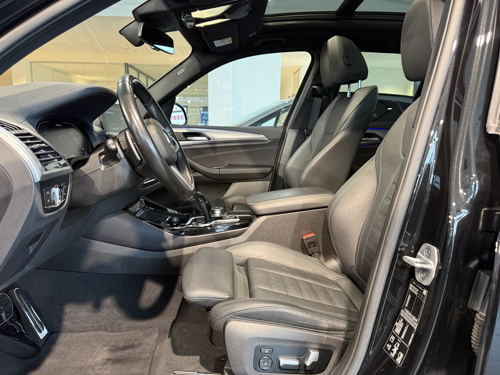 BMW X3 M40i  Head-Up HiFi DAB LED WLAN Pano.Dach foto 13
