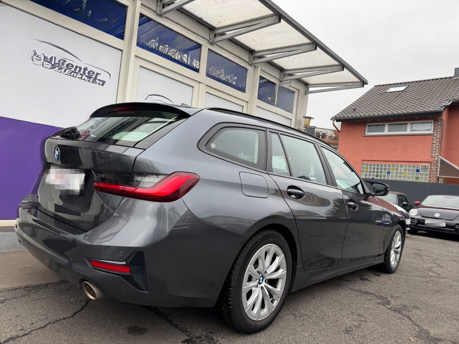 BMW 318i #Aut.# *VollDigital*CarPlay*LED*PDC* foto 5