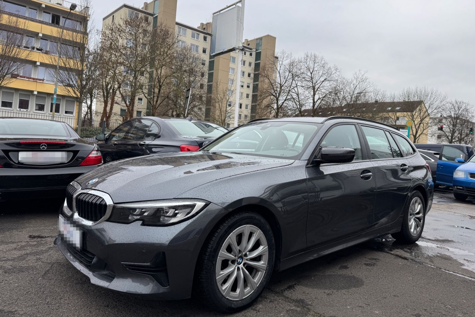 BMW 318i #Aut.# *VollDigital*CarPlay*LED*PDC* foto 9