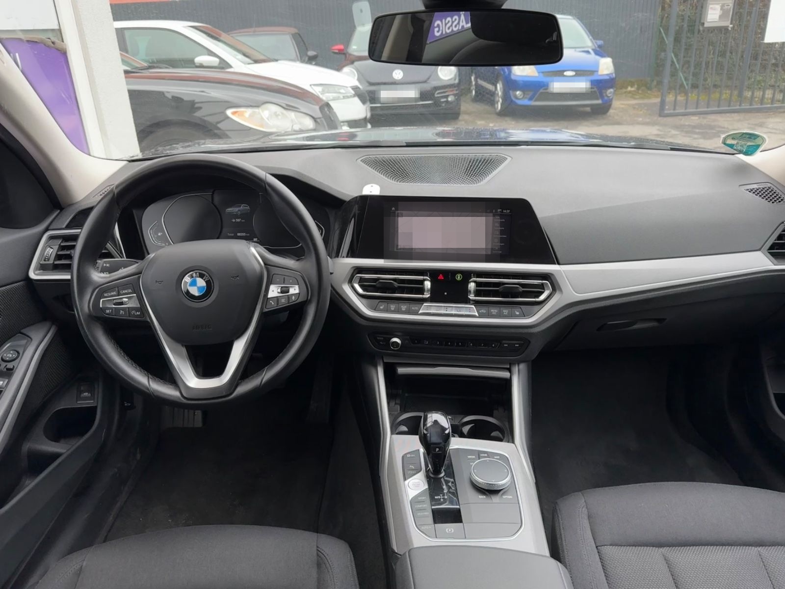 BMW 318i #Aut.# *VollDigital*CarPlay*LED*PDC* foto 10