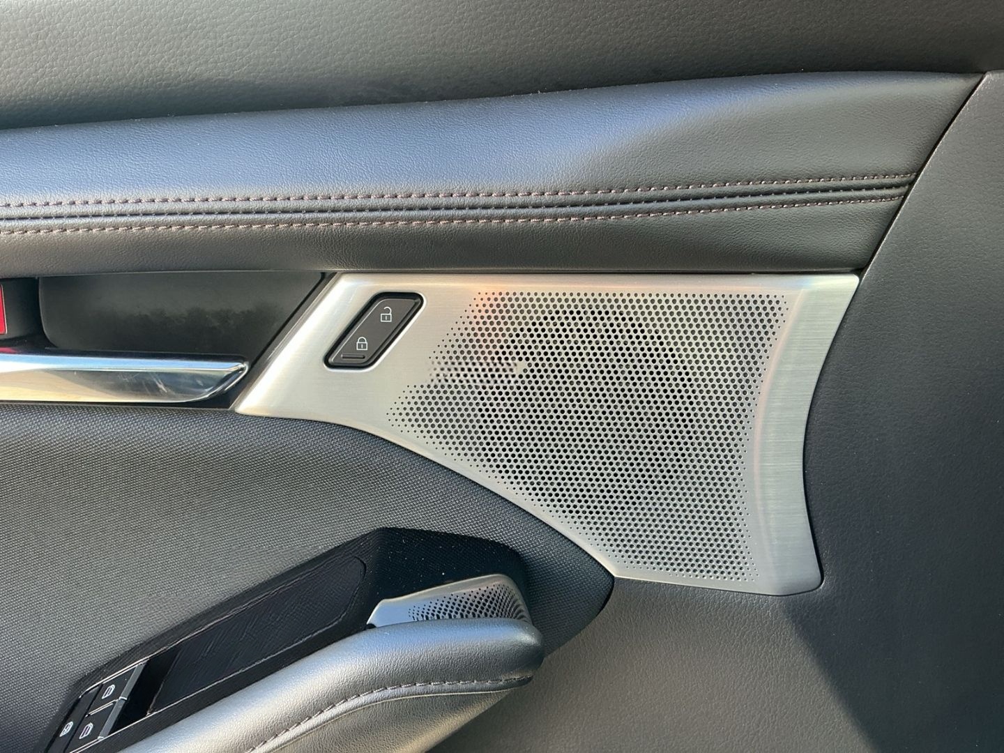 Mazda 3 2.5 AT Exclusive-Line Matrix Bose 360 HUD ACAA foto 16