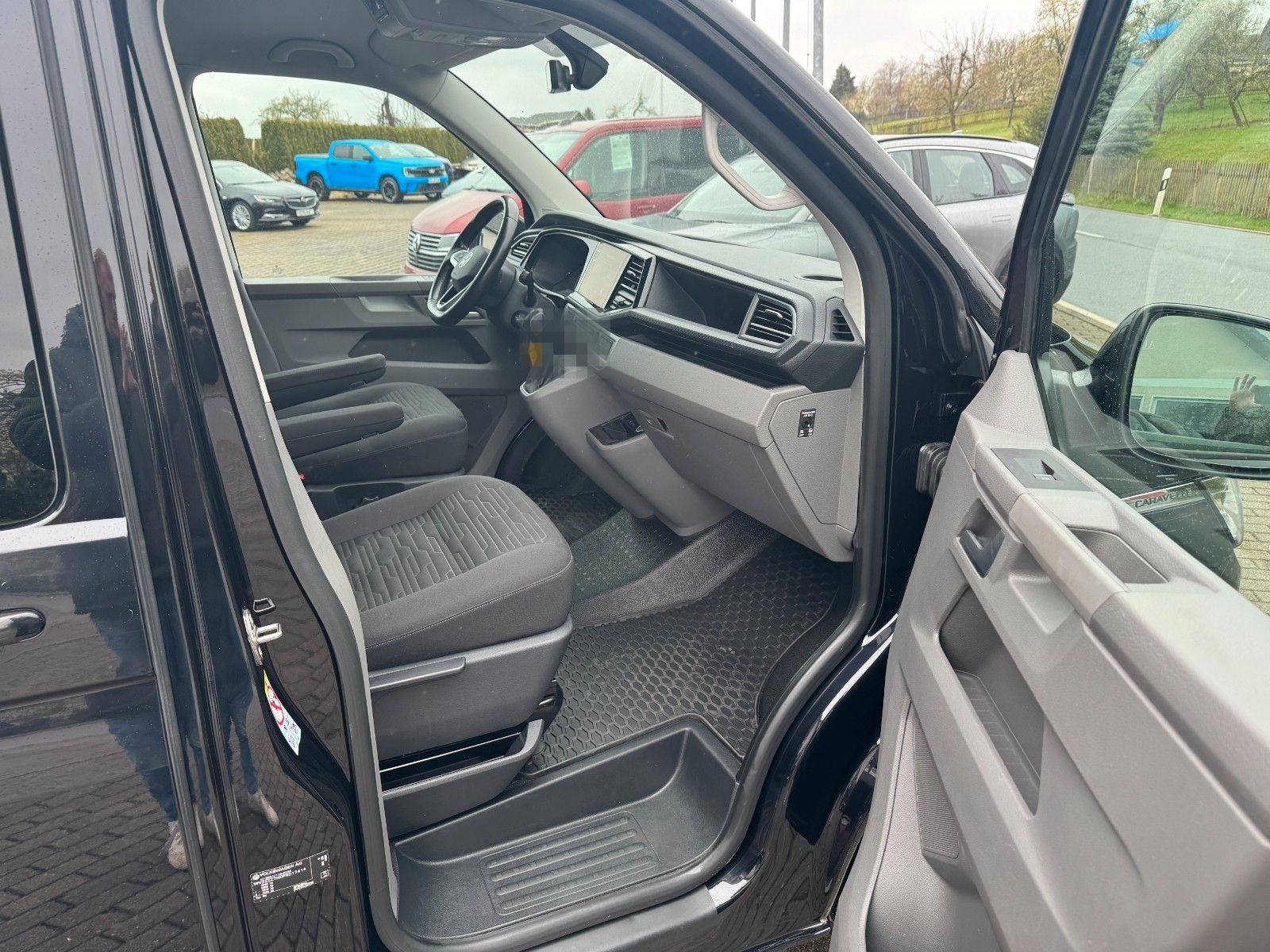 Volkswagen T6.1 Caravelle mit Standheizung foto 12