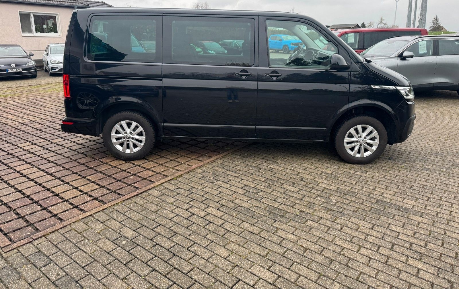 Volkswagen T6.1 Caravelle mit Standheizung foto 6