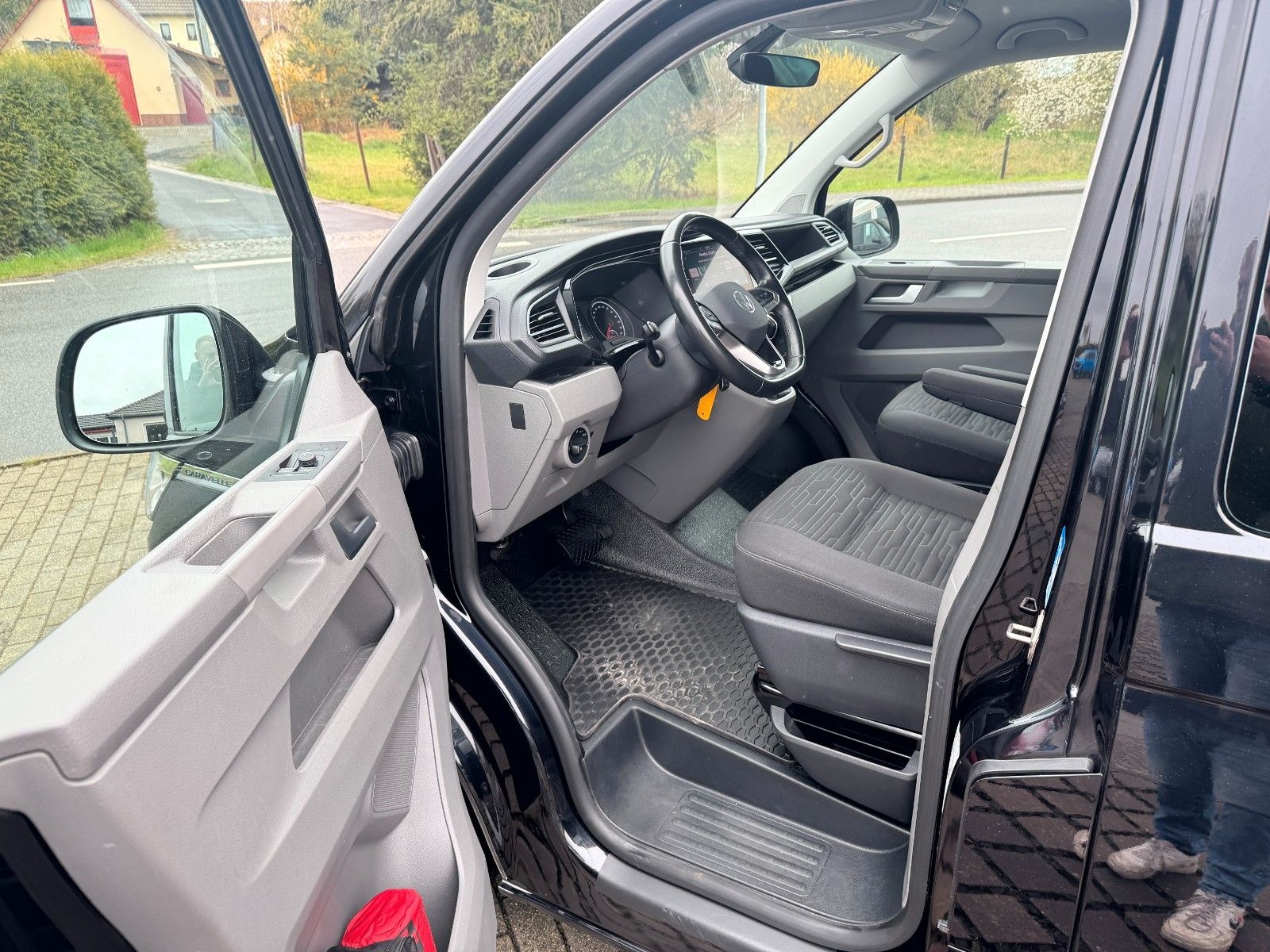 Volkswagen T6.1 Caravelle mit Standheizung foto 9