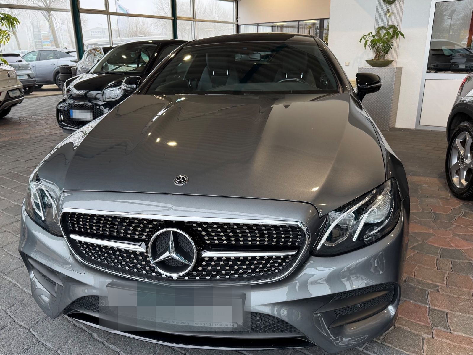 Mercedes-Benz E 200 Coupé 4M AMG-Line Kamera-P.Dach-Totwinkel foto 4