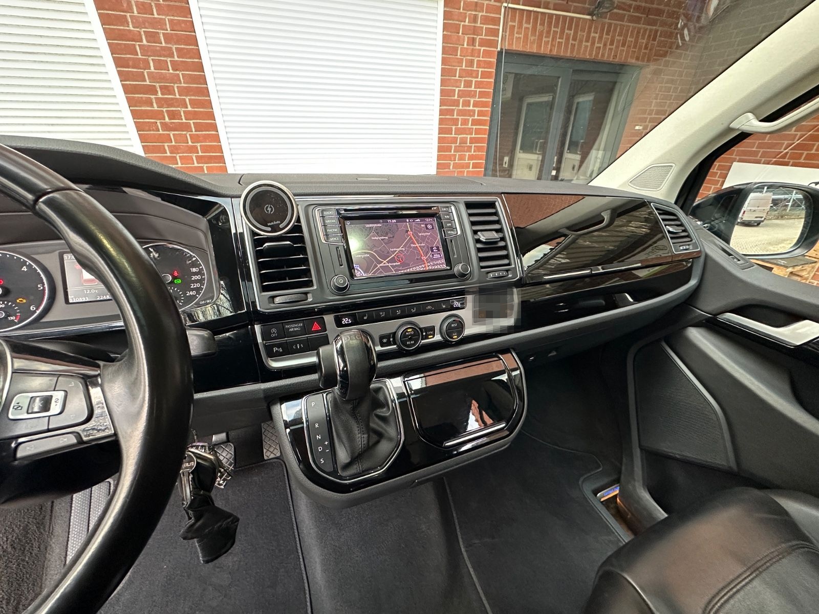 Volkswagen T6 Multivan Highline 2.0 l TDI 4MOTION, Standh. foto 10