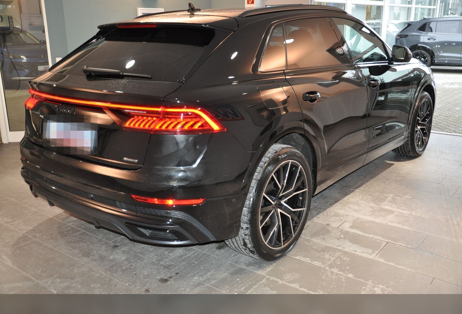 Audi Q8 S-Line 50TDI quattro HUD Standh 22" foto 7