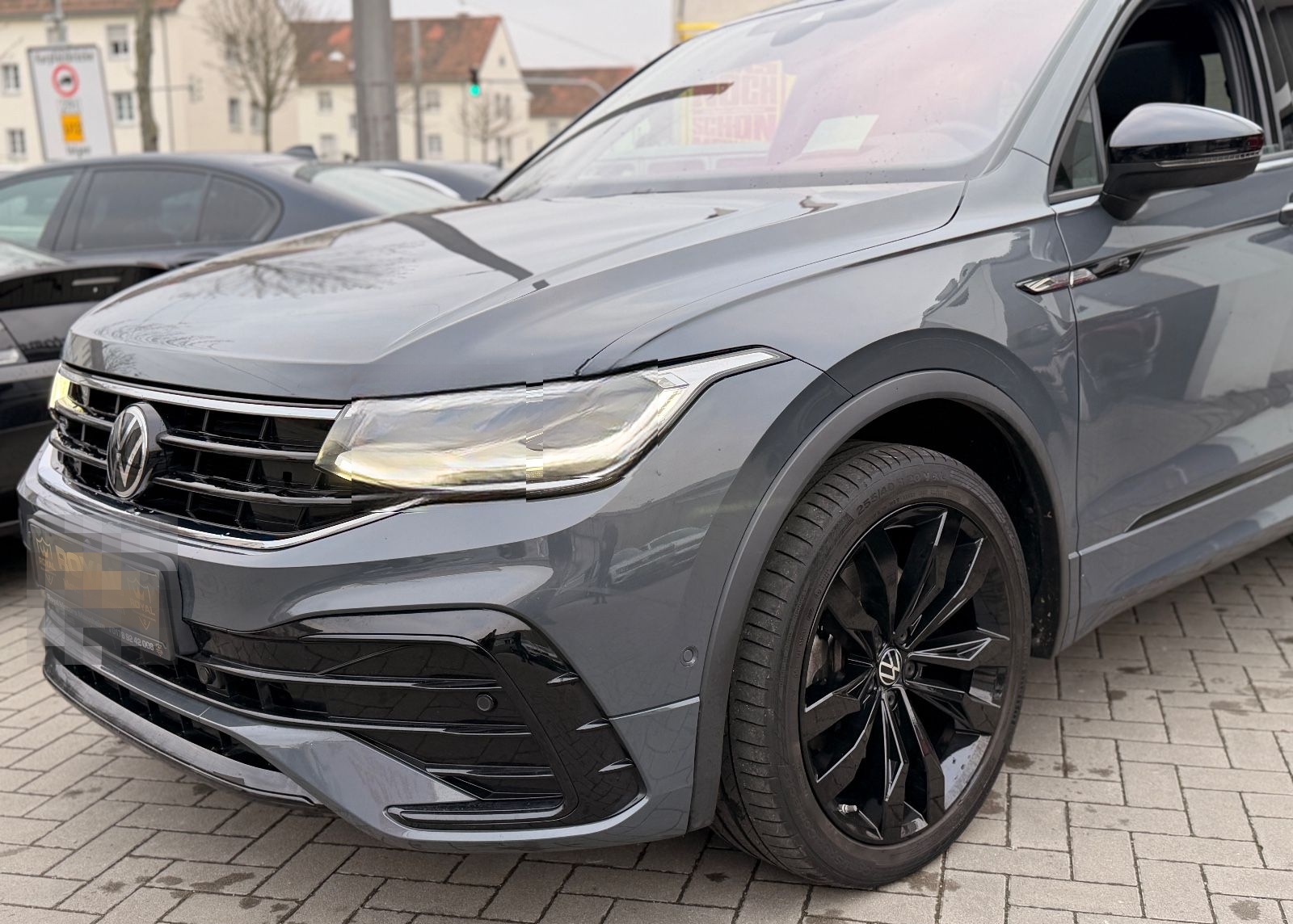 Volkswagen Tiguan R-Line 4Motion-Pano-Head Up-Matrix foto 19