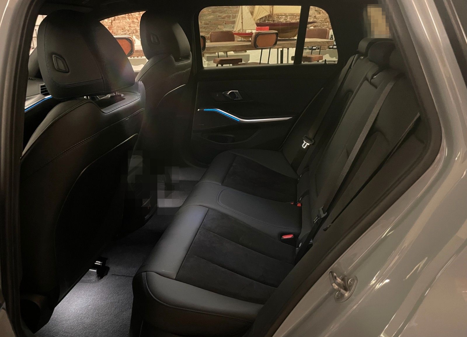 BMW 320A d xDrive M Sportbremse ACC AHK HUD H/K 18" foto 20