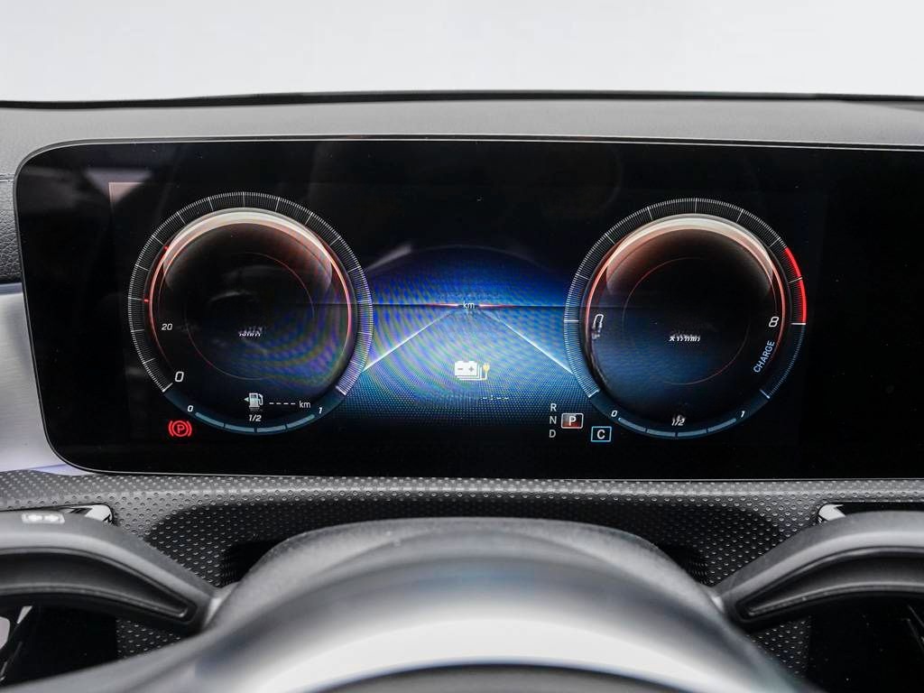 Mercedes-Benz A 250 e AMG-LINE LEDER PANO AHK MULTIBEAM SOUND foto 11