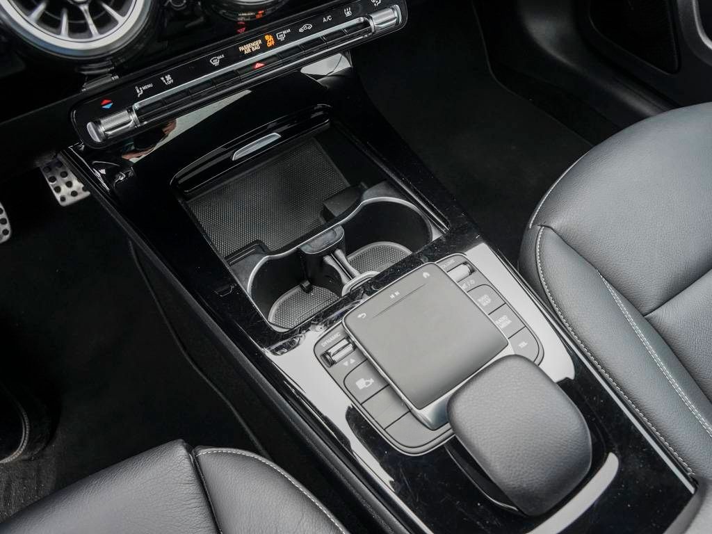 Mercedes-Benz A 250 e AMG-LINE LEDER PANO AHK MULTIBEAM SOUND foto 13