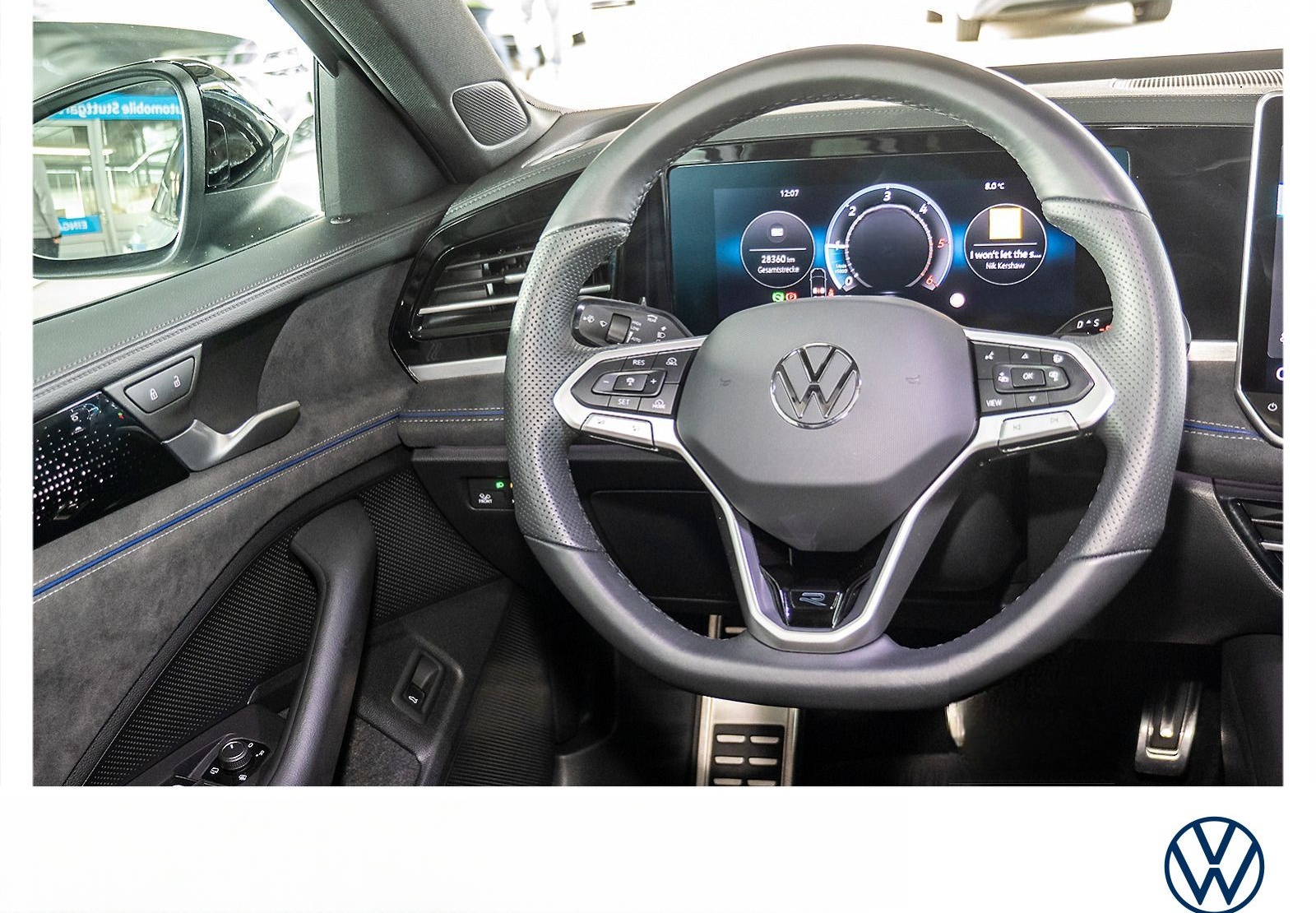 Volkswagen Passat Variant R-Line 2.0 TDI DSG Navi  Kamera foto 9