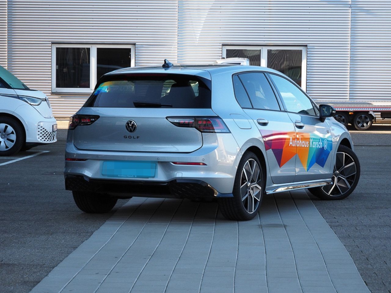 Volkswagen Golf VIII 1.5 eTSI DSG R-Line AHK, NAVI, BLACK foto 3
