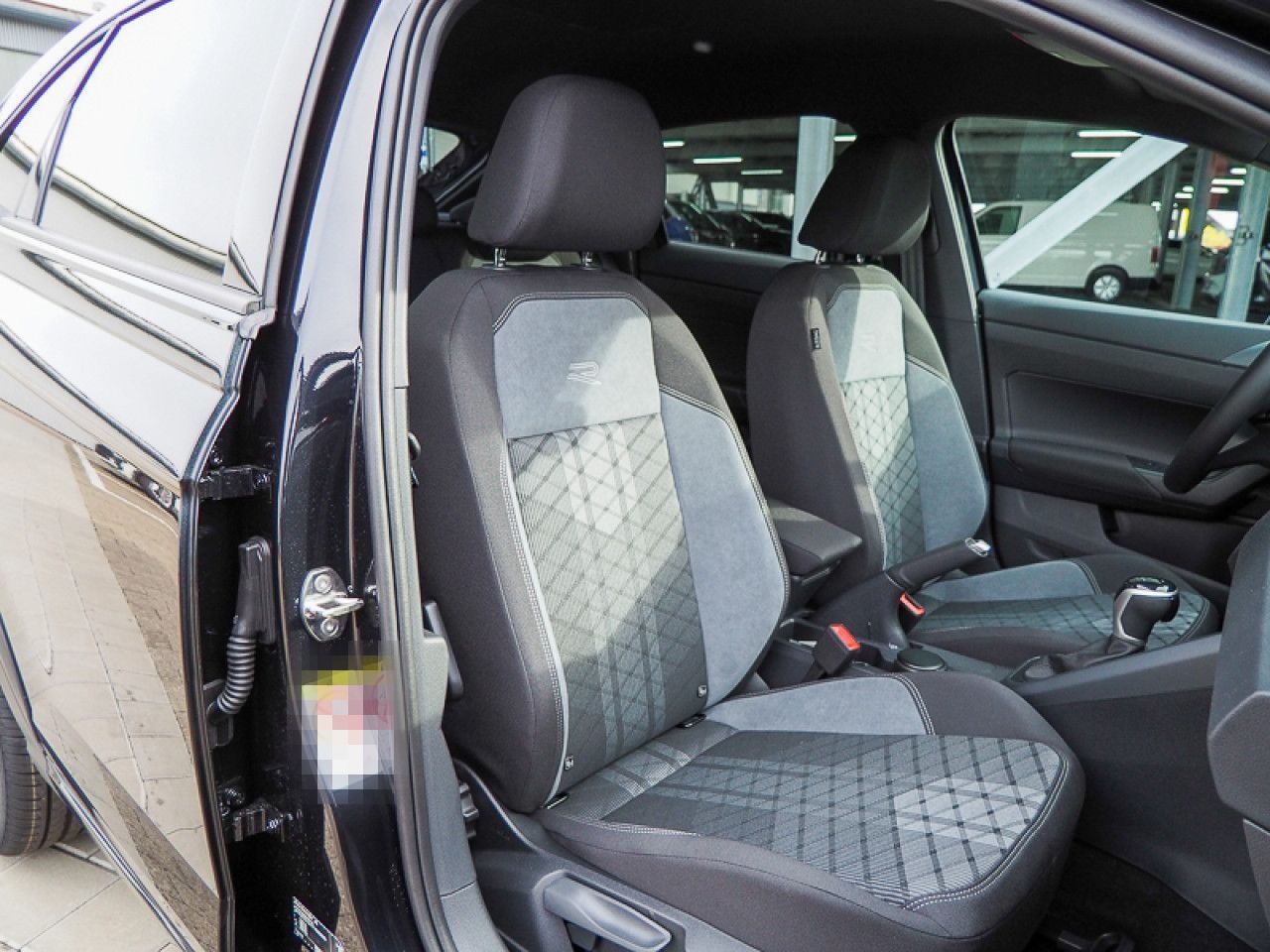 Volkswagen Taigo 1.0 TSI DSG R-Line IQ.LIGHT, KLIMA, PDC foto 9
