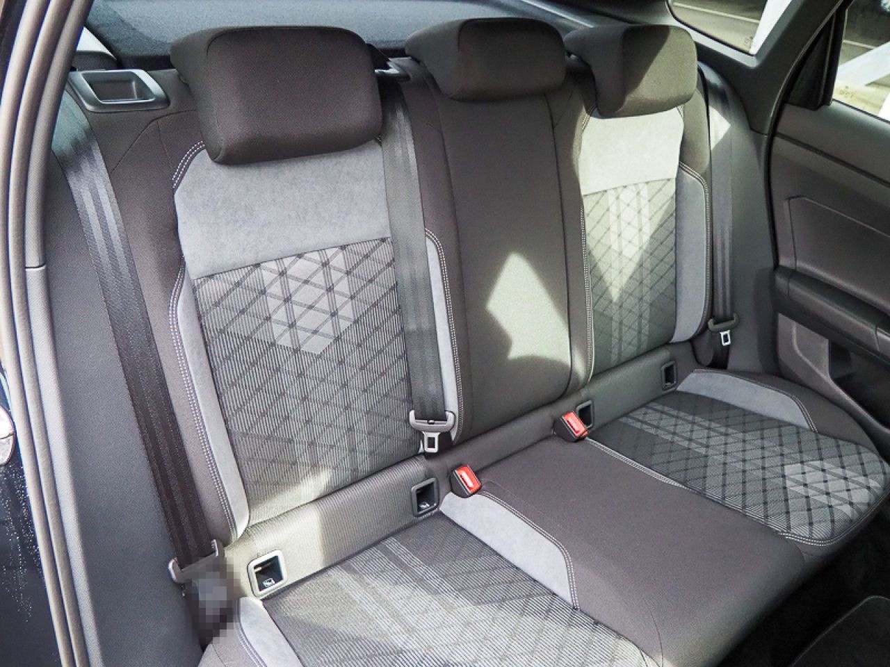 Volkswagen Taigo 1.0 TSI DSG R-Line IQ.LIGHT, KLIMA, PDC foto 10