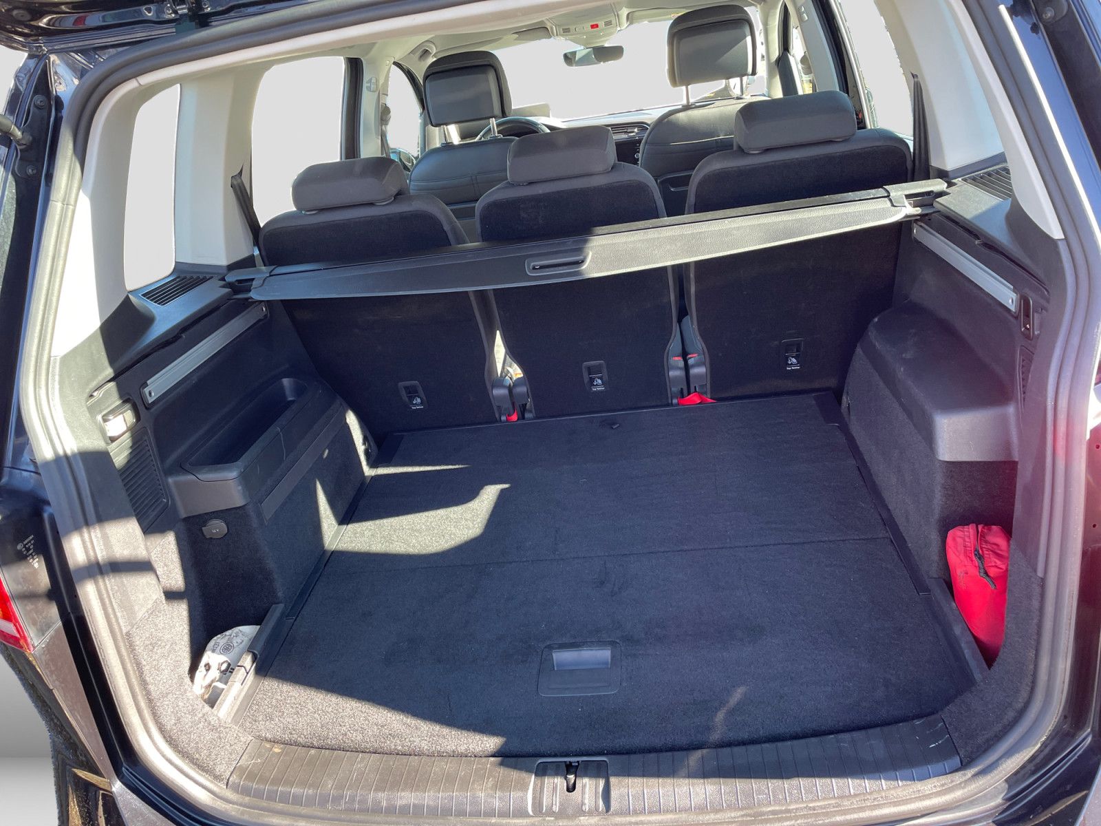 Volkswagen Touran 2.0TDI DSG Comfortline Navi AHK ACC Sitzh foto 12
