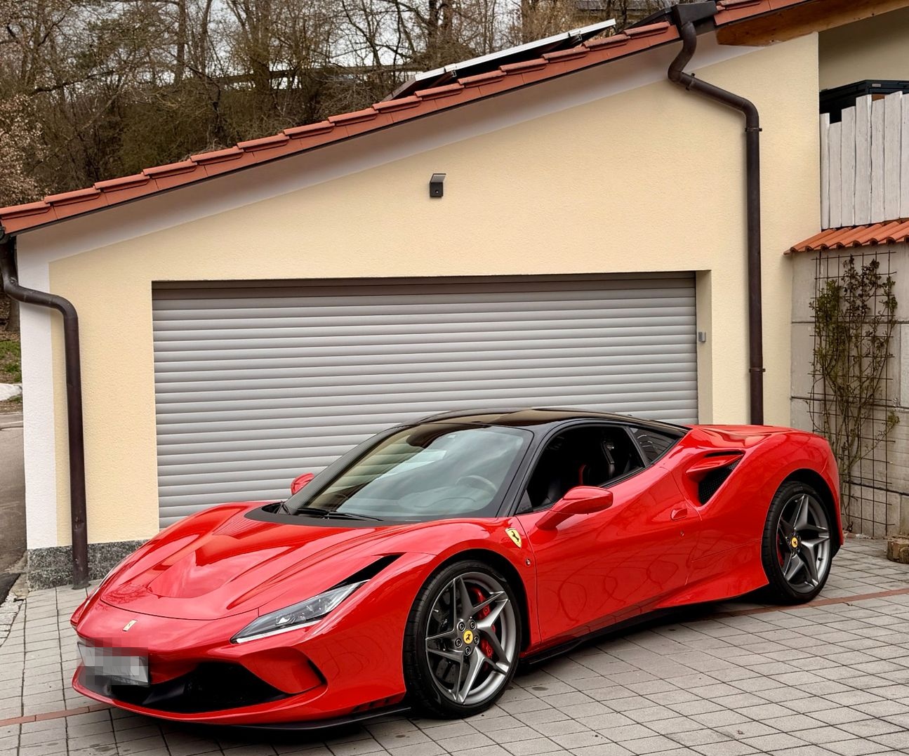 Ferrari F8*Tributo*Coupé*DCT*APPROVED*MAINTENANCE* foto 3