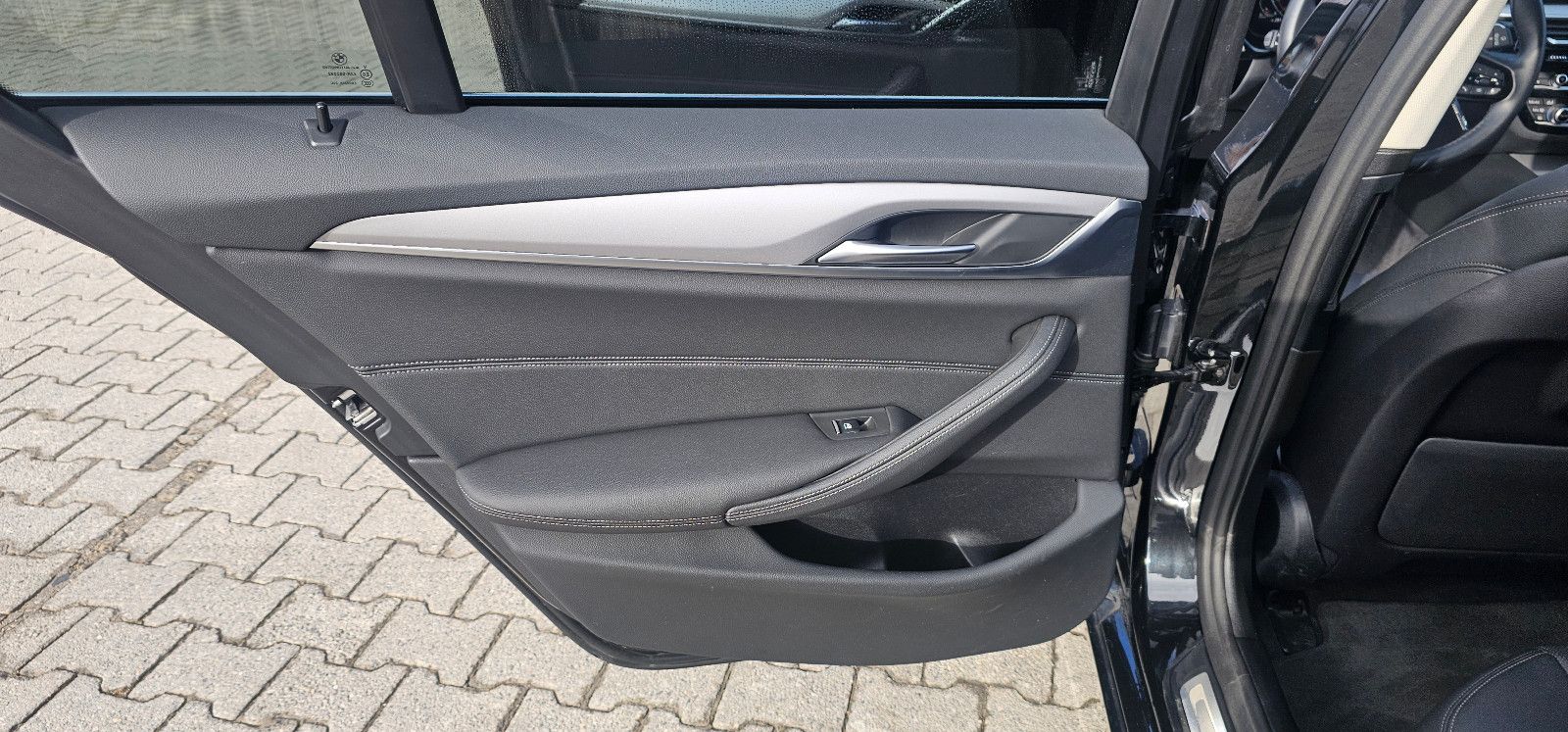 BMW 520d*Touring*Aut.*Virtual*LED*Kamera*Leder*Navi* foto 19