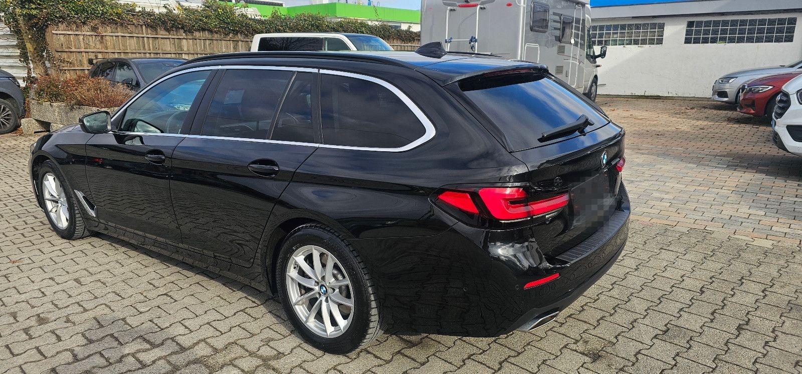 BMW 520d*Touring*Aut.*Virtual*LED*Kamera*Leder*Navi* foto 4