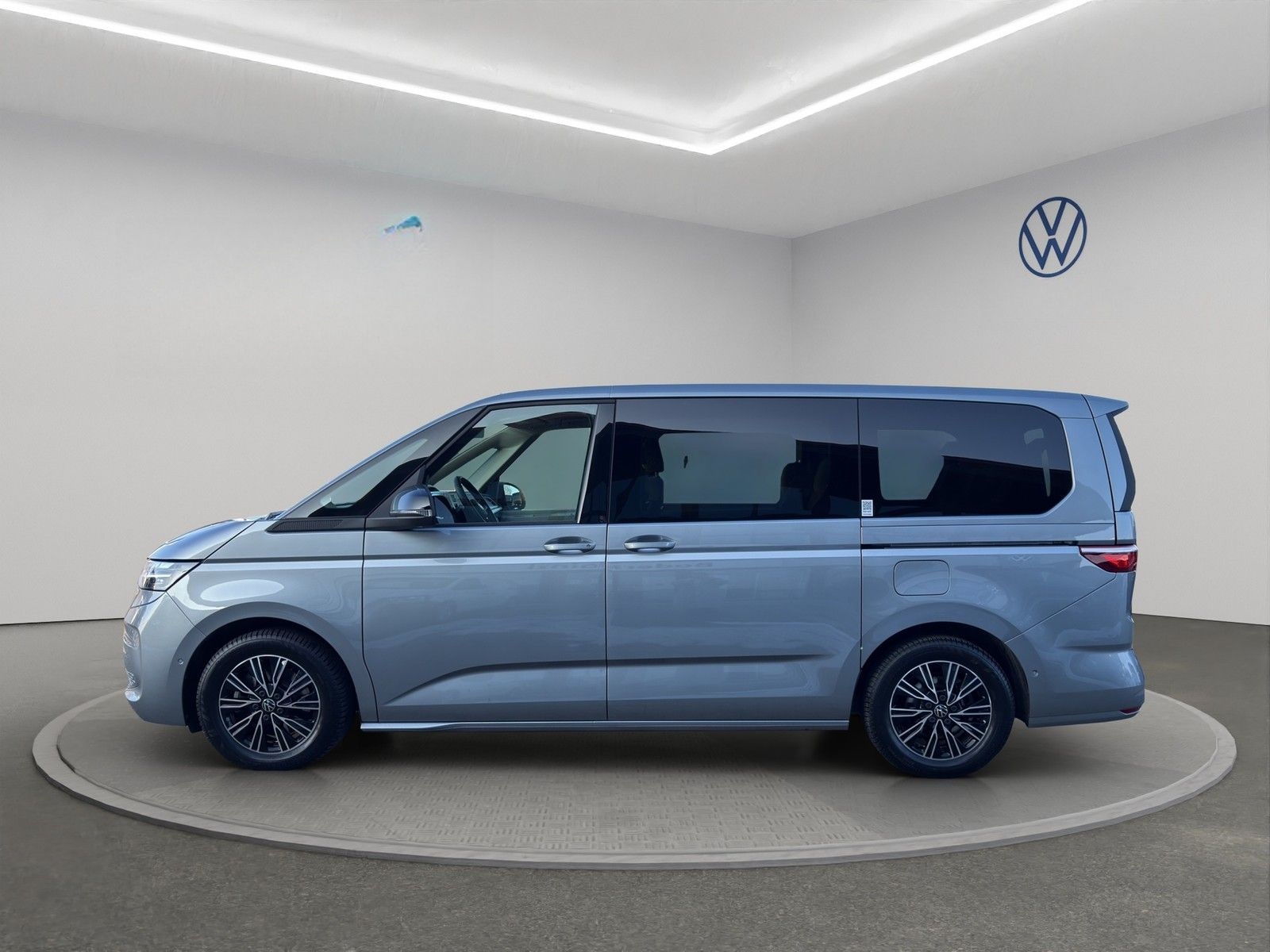 Volkswagen T7 Multivan Life 2,0 l 110 kW TDI SCR Frontantri foto 3