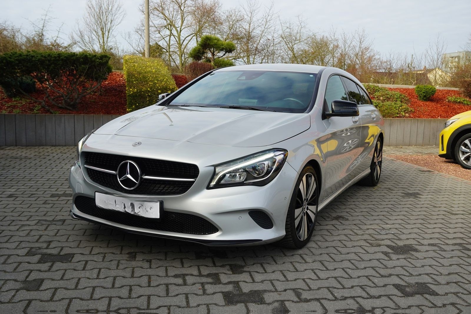 Mercedes-Benz CLA 200 Shooting Brake LED Navi SHZ Kamera Night foto 2