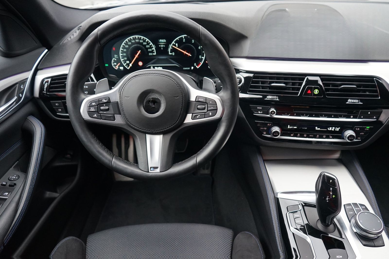 BMW 530d M Sport LED Navi ACC Head-Up Spurhalte PDC foto 11