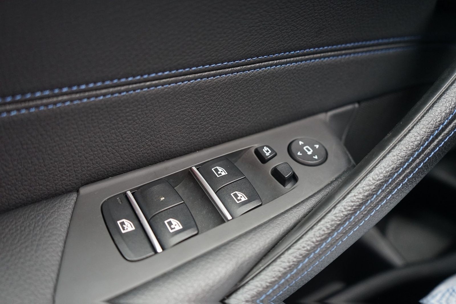 BMW 530d M Sport LED Navi ACC Head-Up Spurhalte PDC foto 17